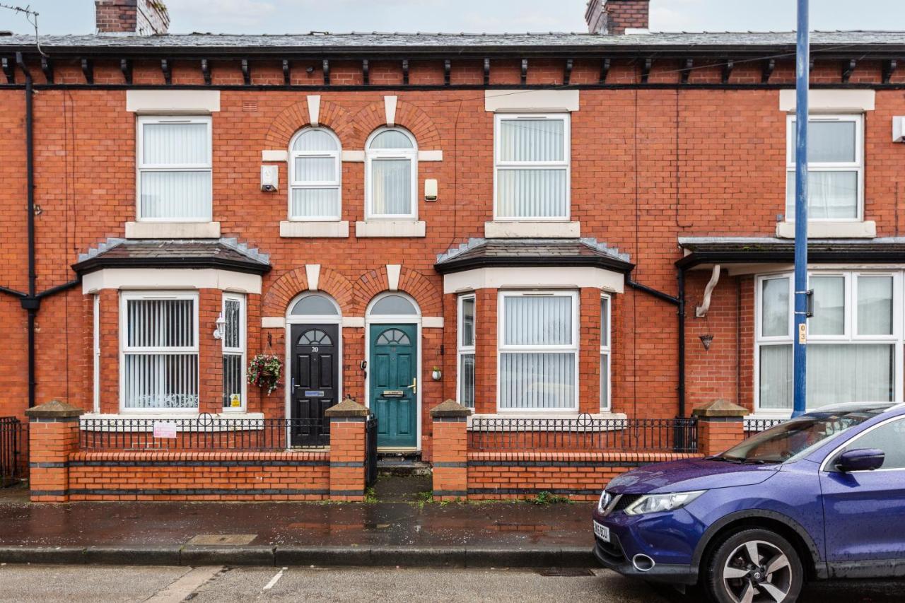 Clayton House - Spacious Home Near Etihad Stadium - Manchester