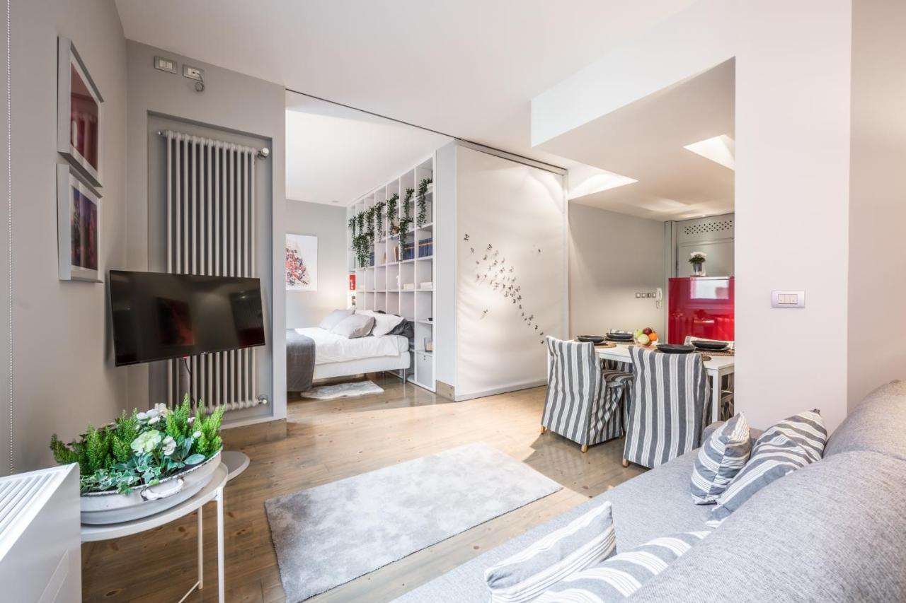 Ab Plus - Via Santo Stefano 74 - Bologna