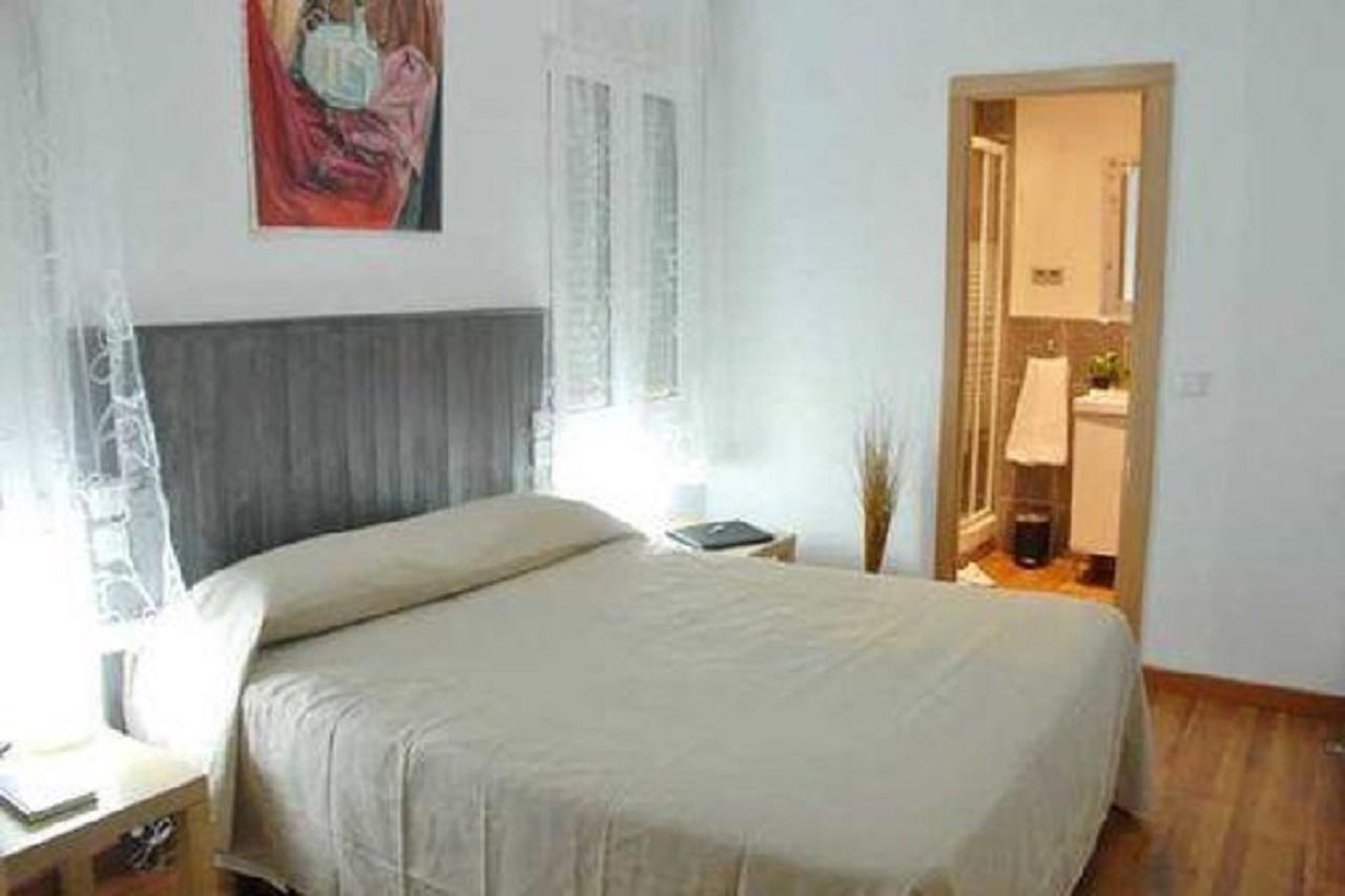 Alba1924 Bed & Breakfast - Madrid