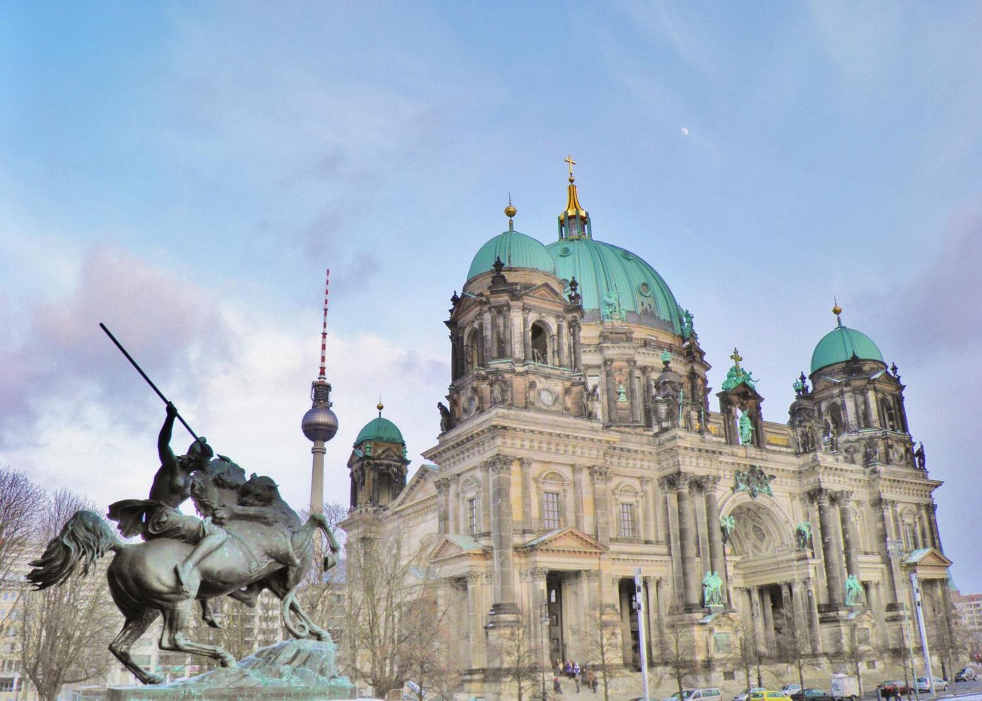 Bnb Near Brandenburg Gate - Rooms & Apartments
