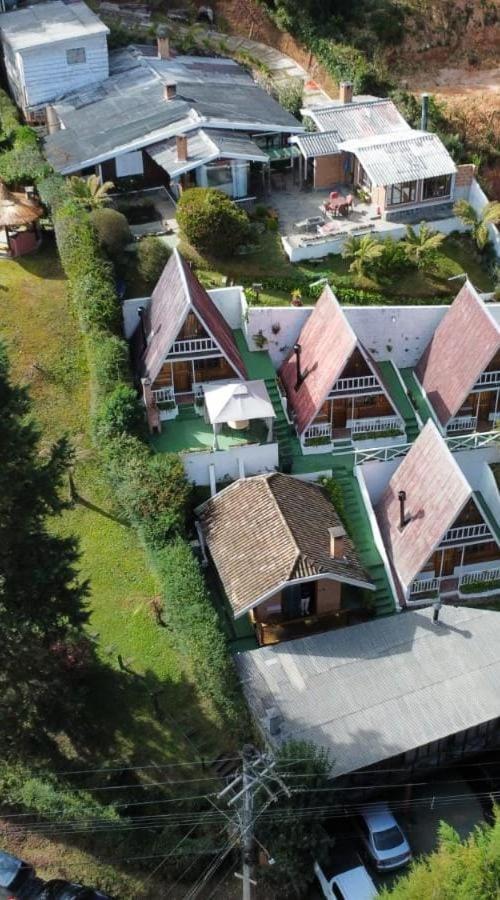 Villa Valentina Chales Com Lareira E Churrasqueira - Campos do Jordao