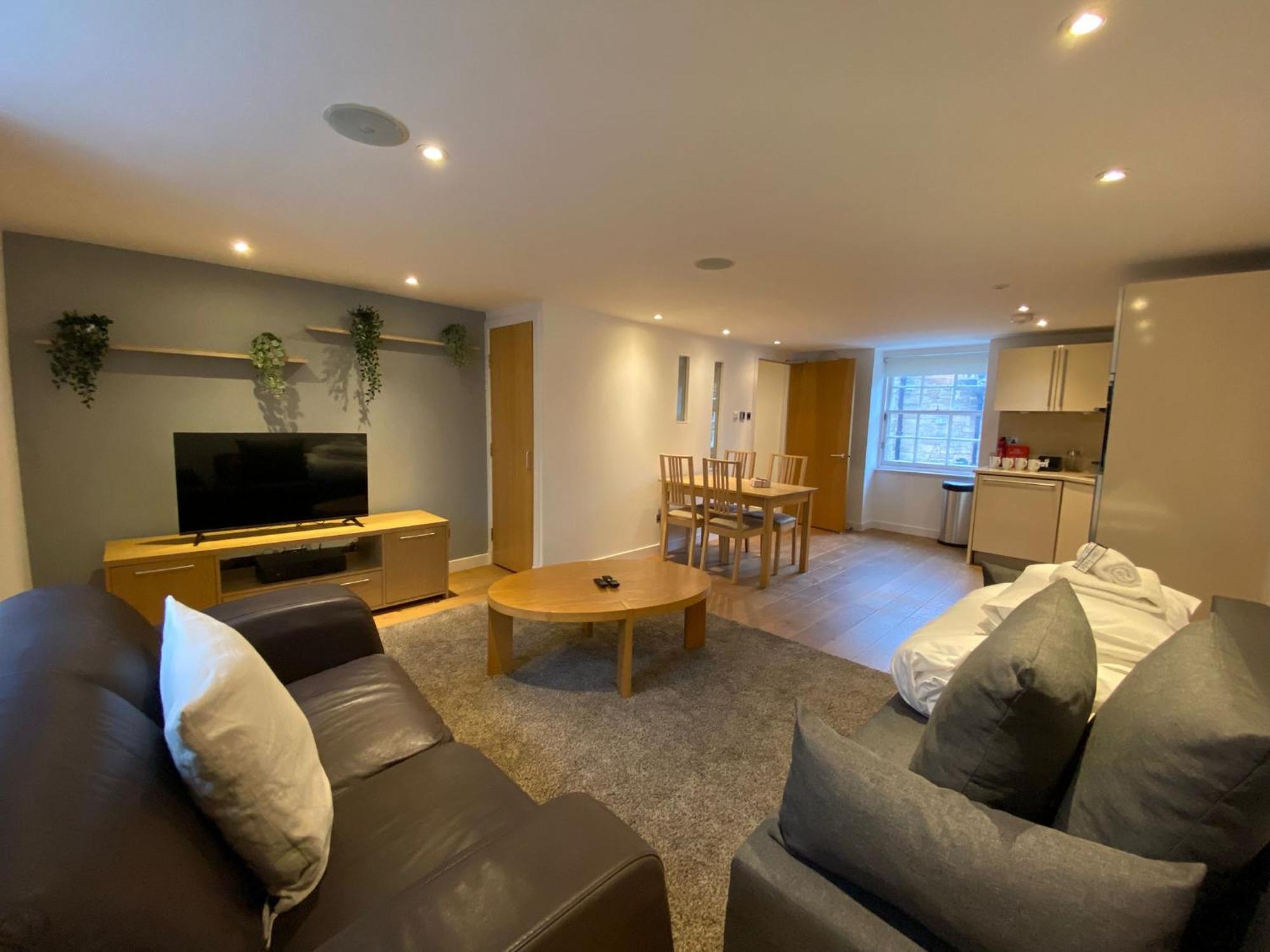 Cs Exclusive Apartments Of Princess Street West End