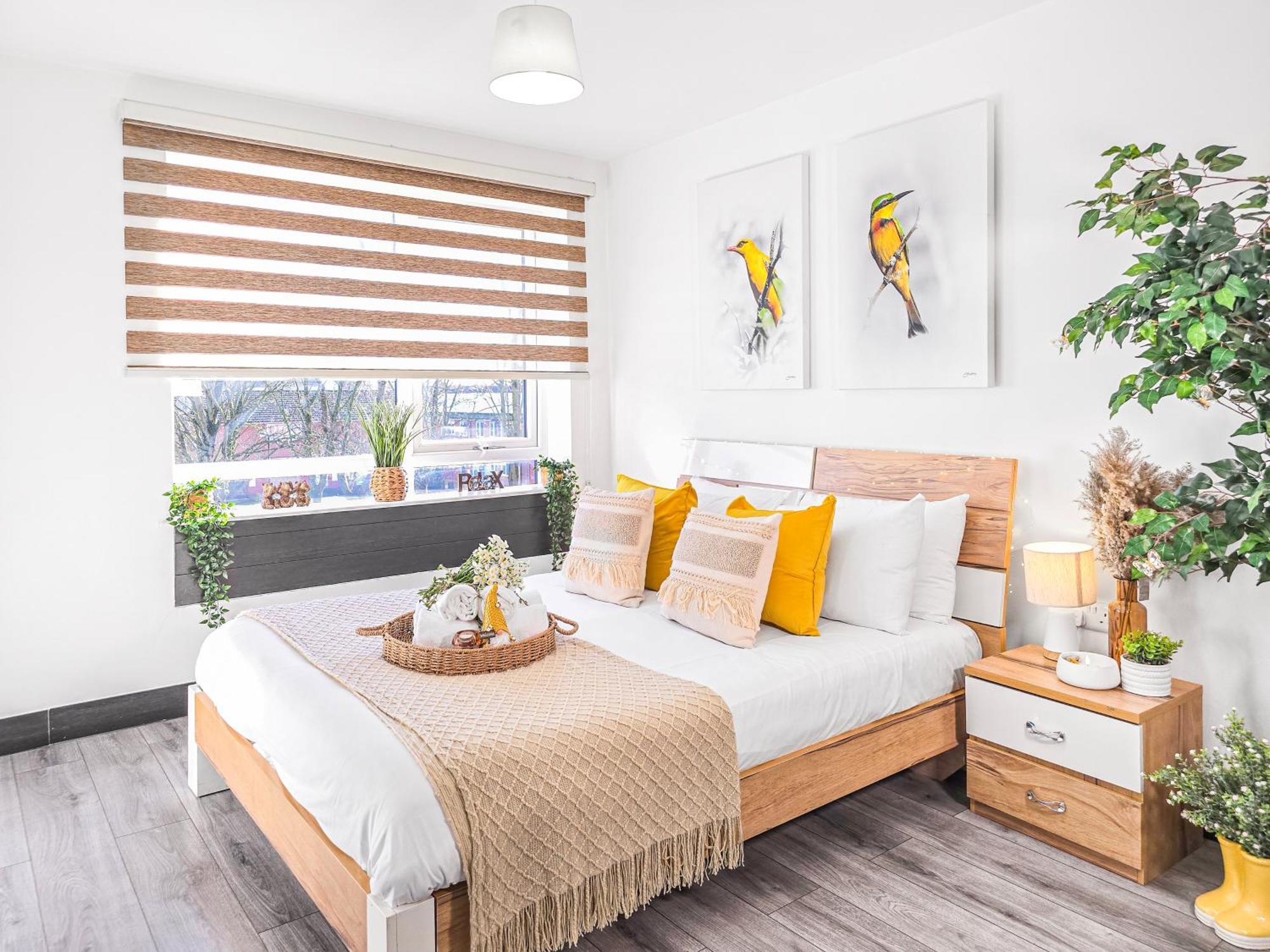 The Cozy Chapter - Spacious Apartments Near Manchester City Centre & Old Trafford