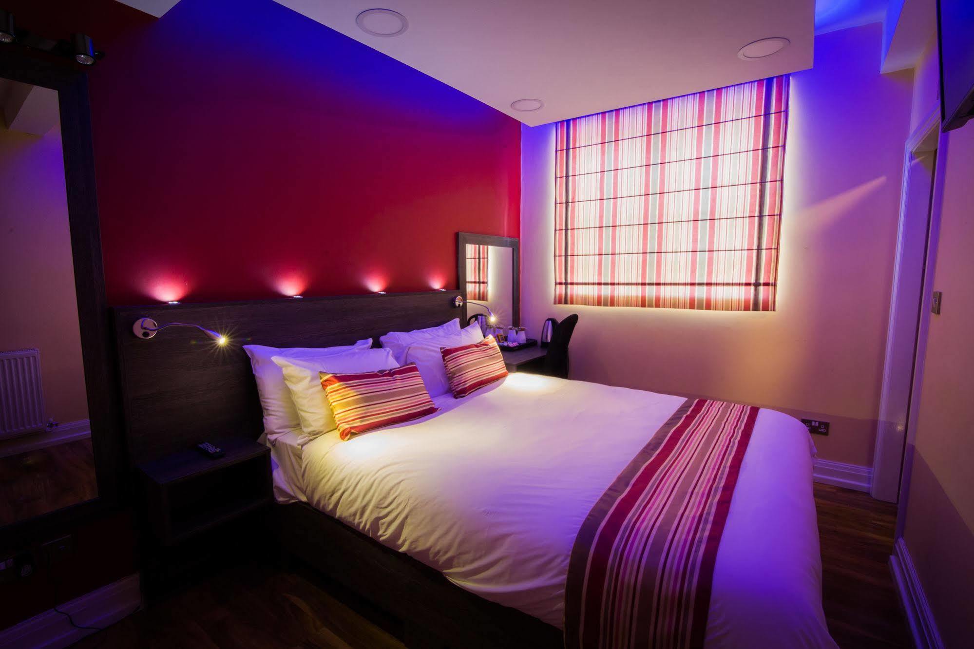 Ville Hotel