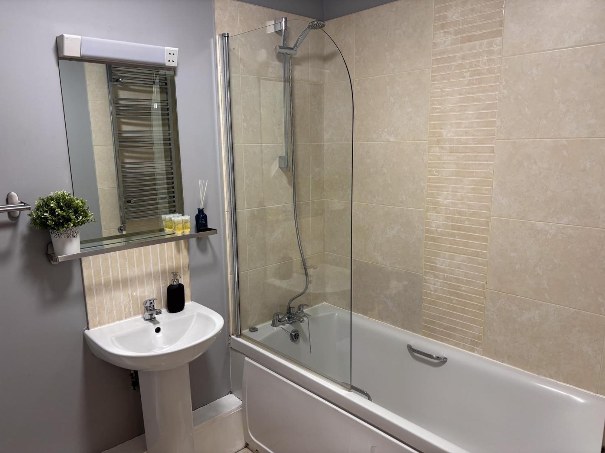 Leevin Stay Apartments City Center