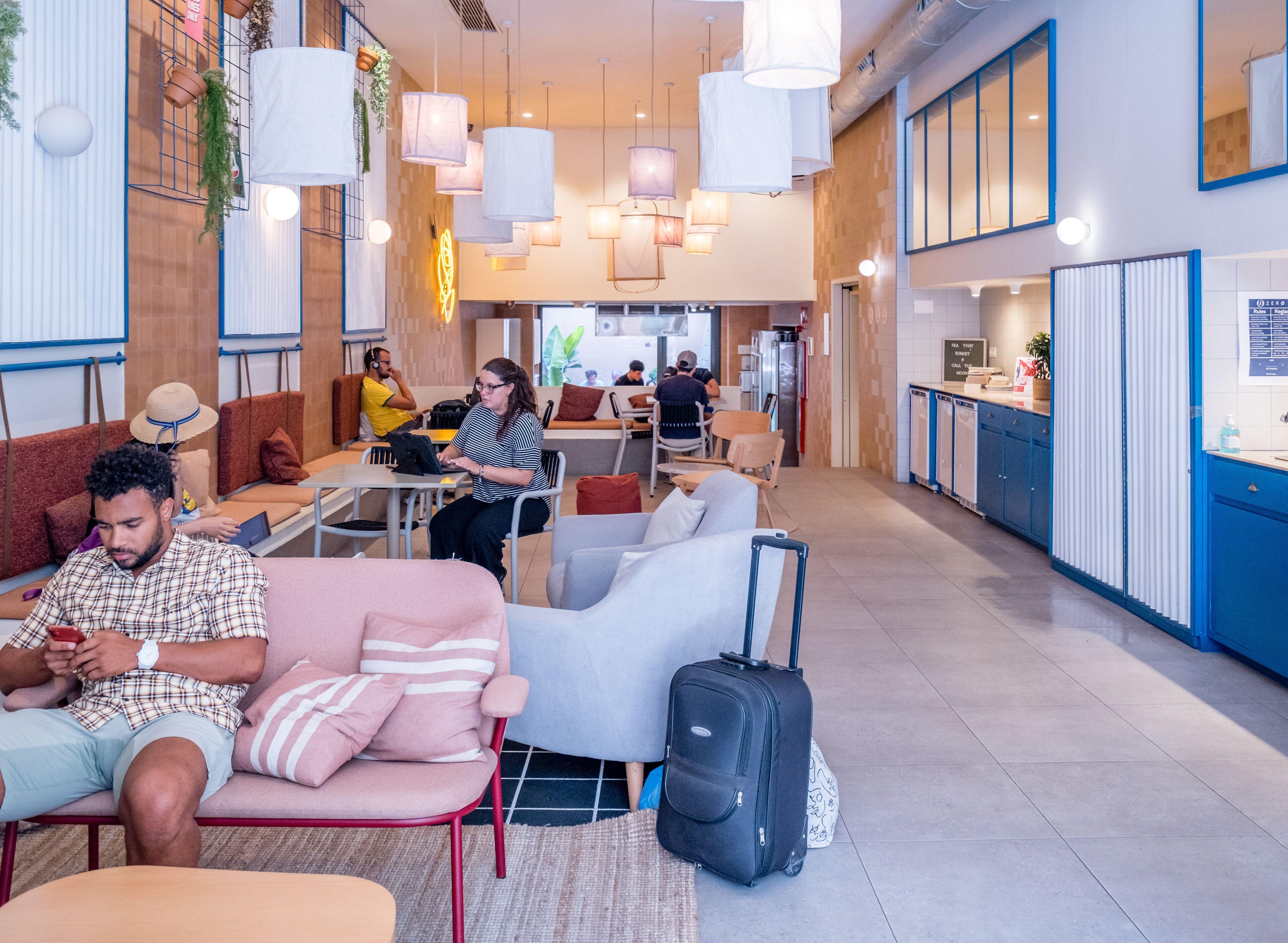 Amistat Beach Hostel Barcelona