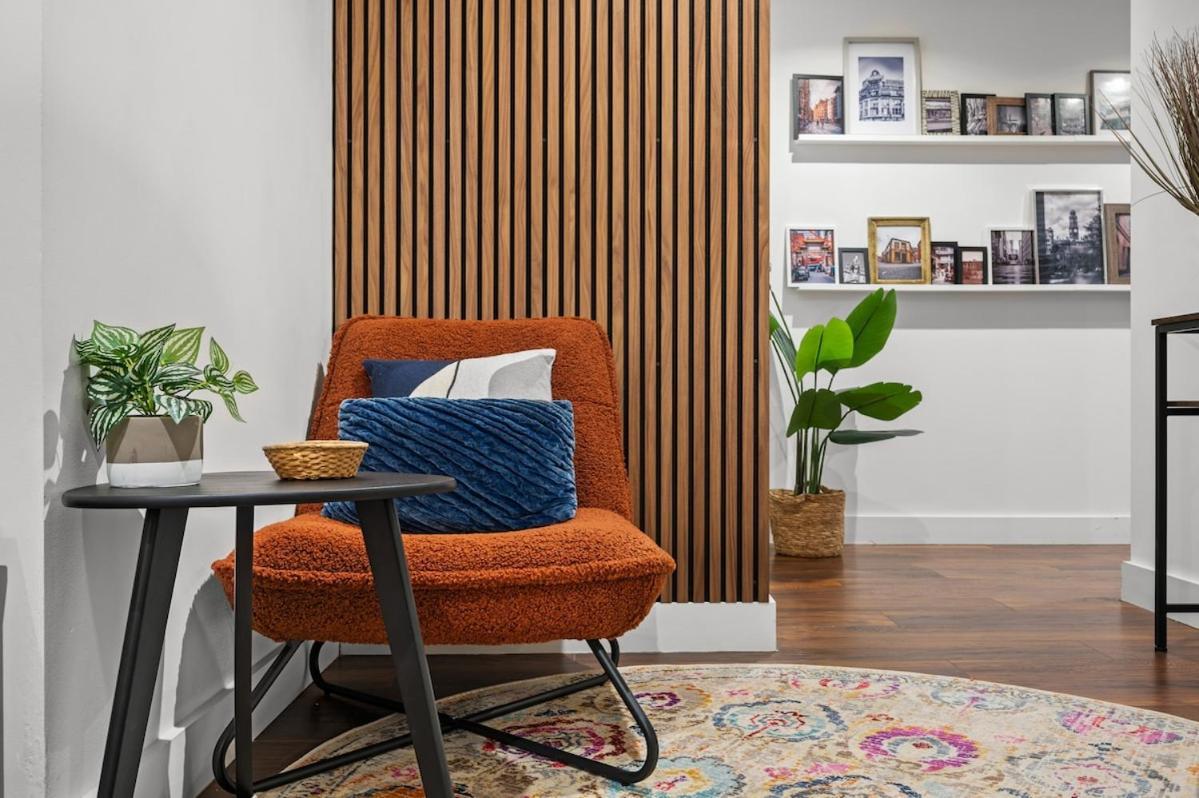 One Cambridge Residence By Coqoon