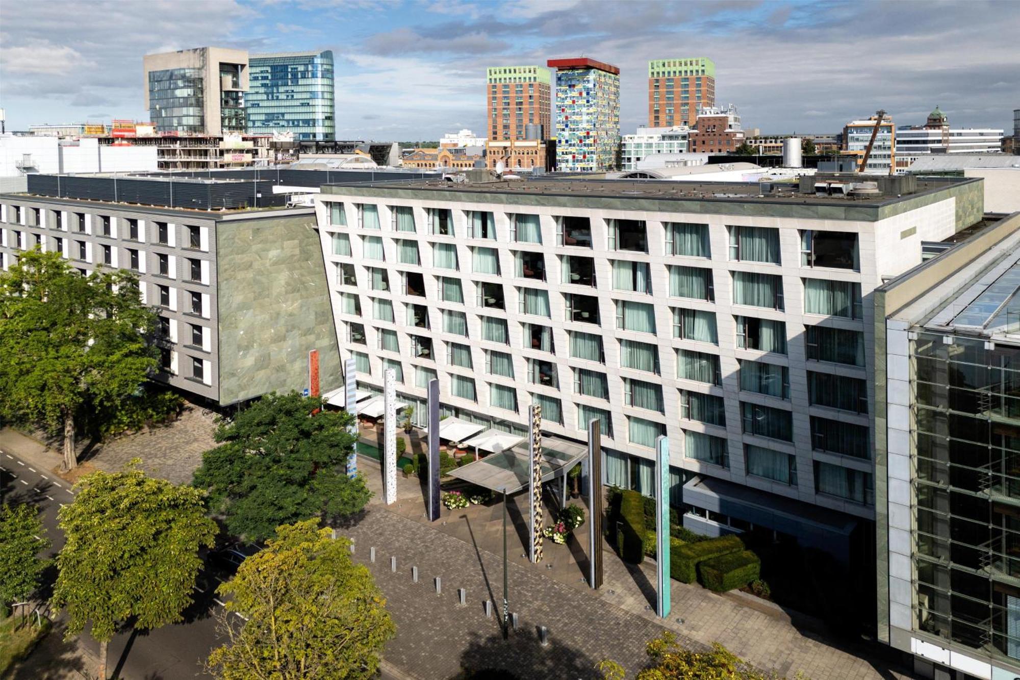 Radisson Blu Media Harbour Hotel, Duesseldorf