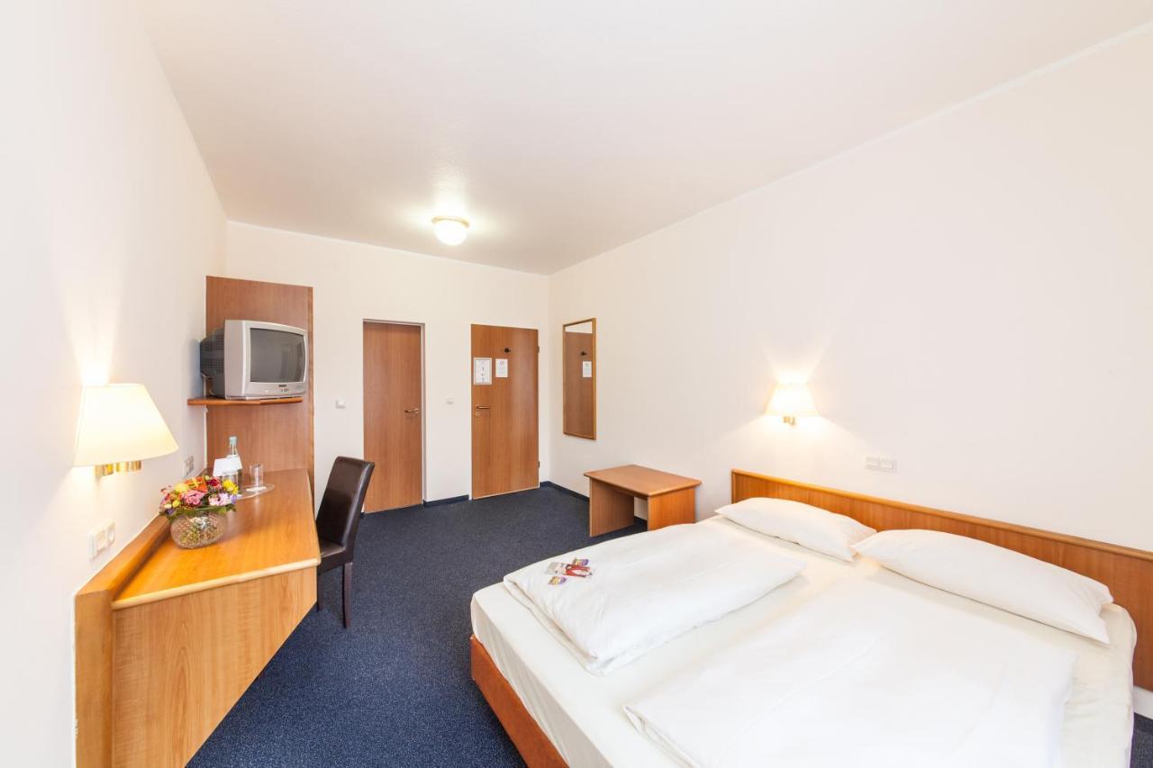 Hotel Antares Duesseldorf - Dusseldorf