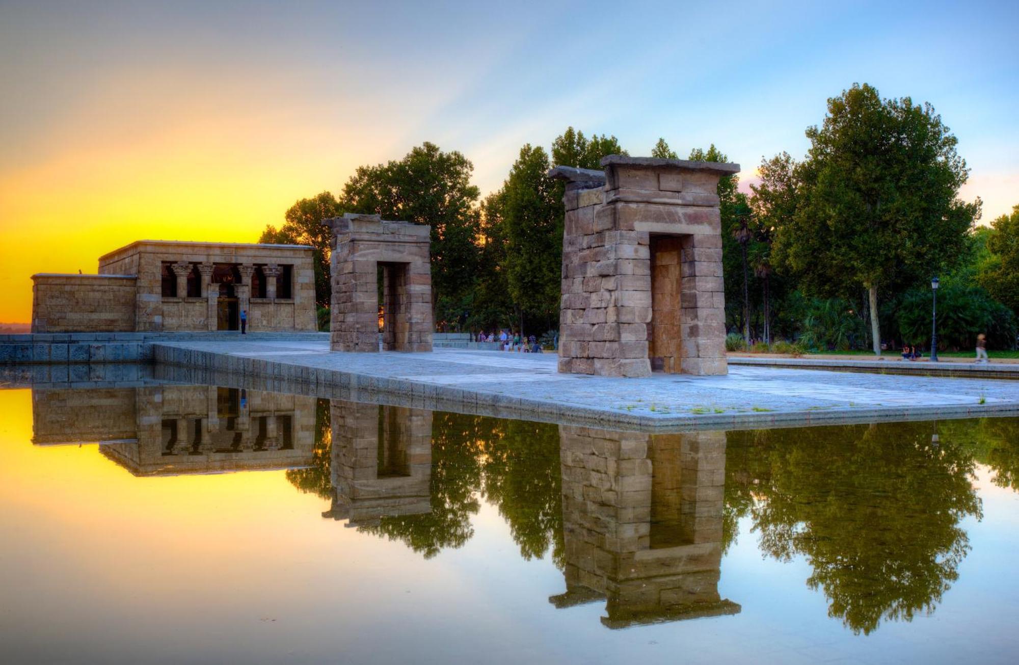 Debod Hostel
