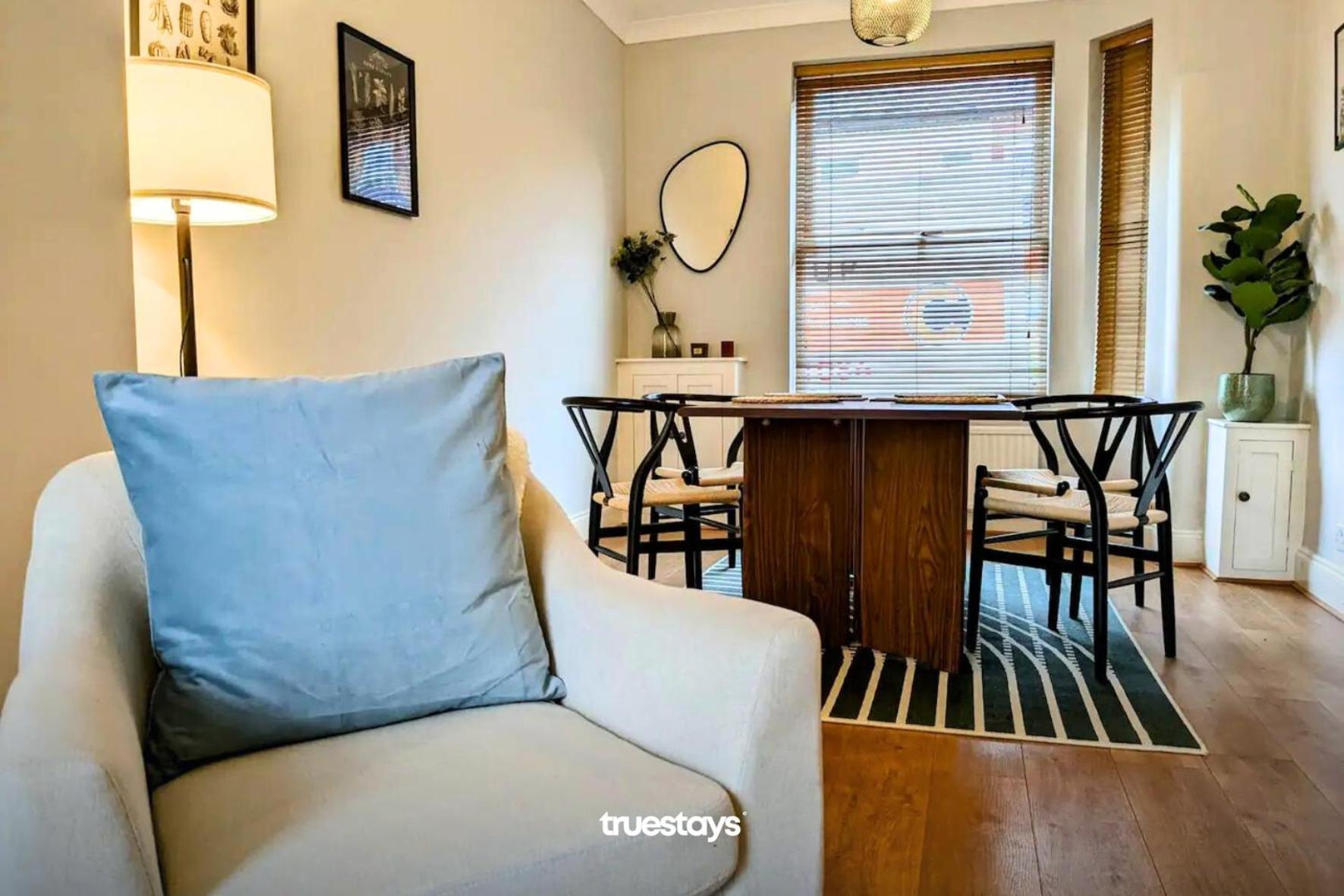 Crawford House - Stunning 2 Bedroom House In Manchester