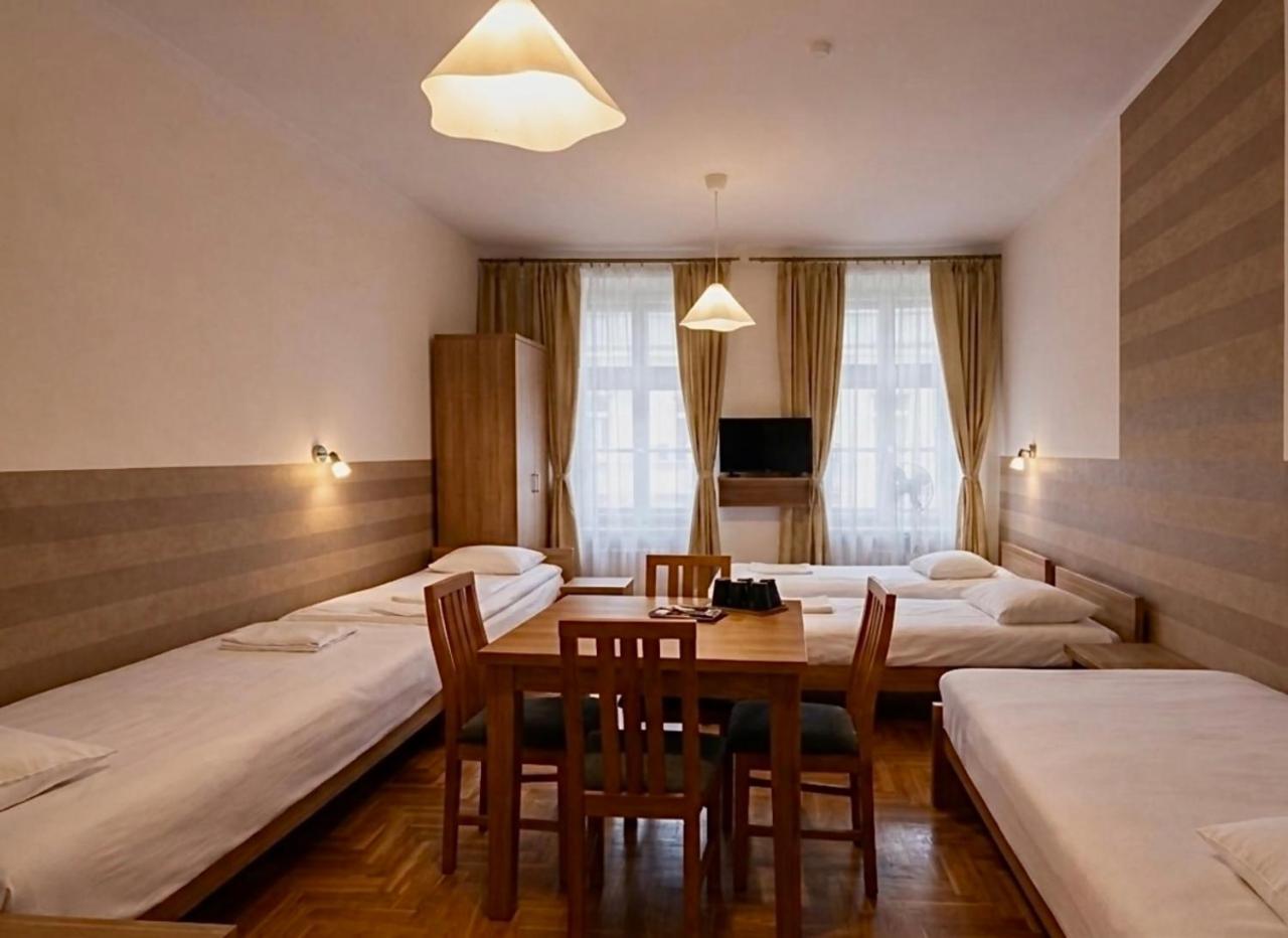 Brama Old City Rooms
