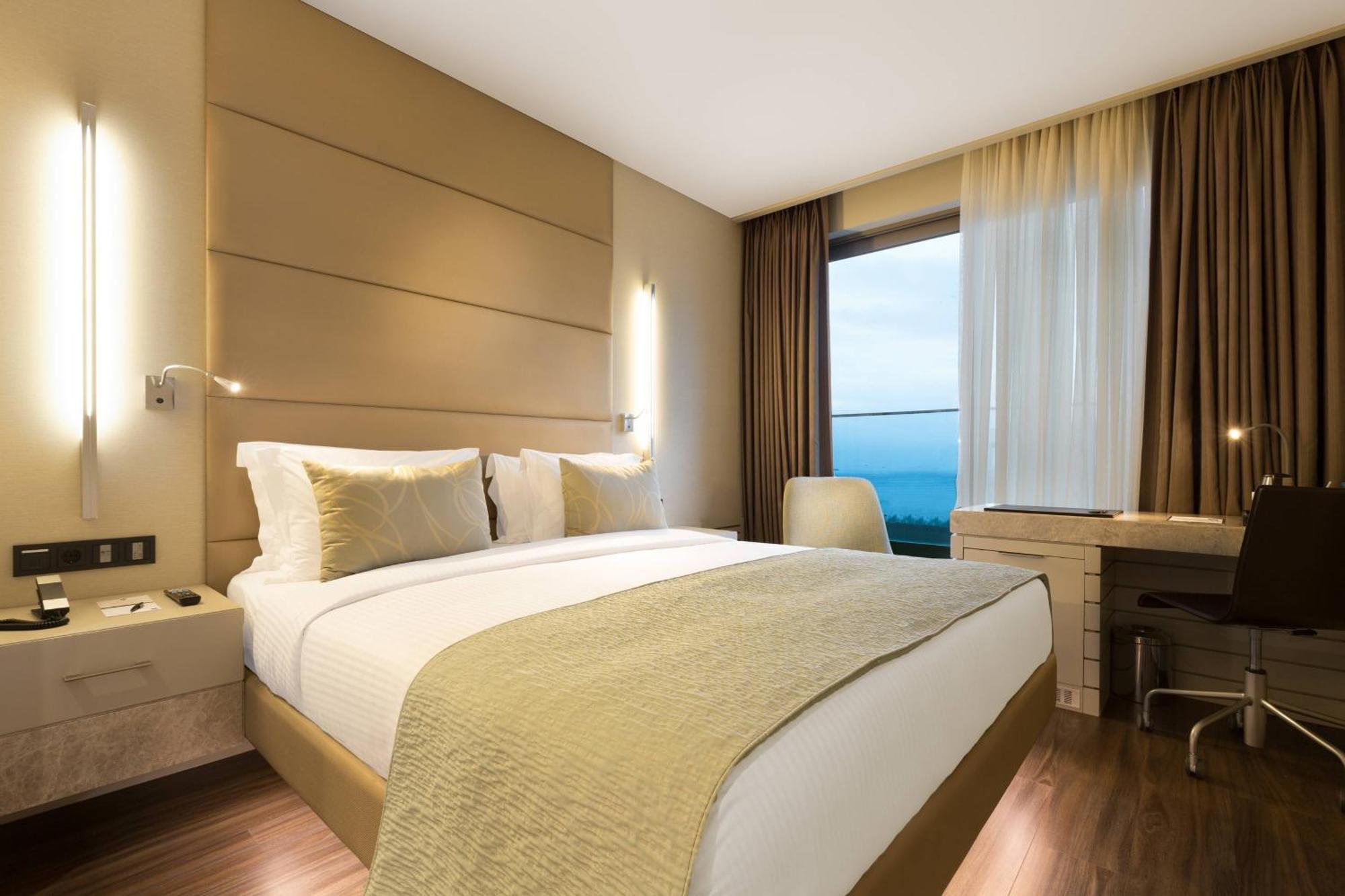 Ac Hotel Istanbul Macka