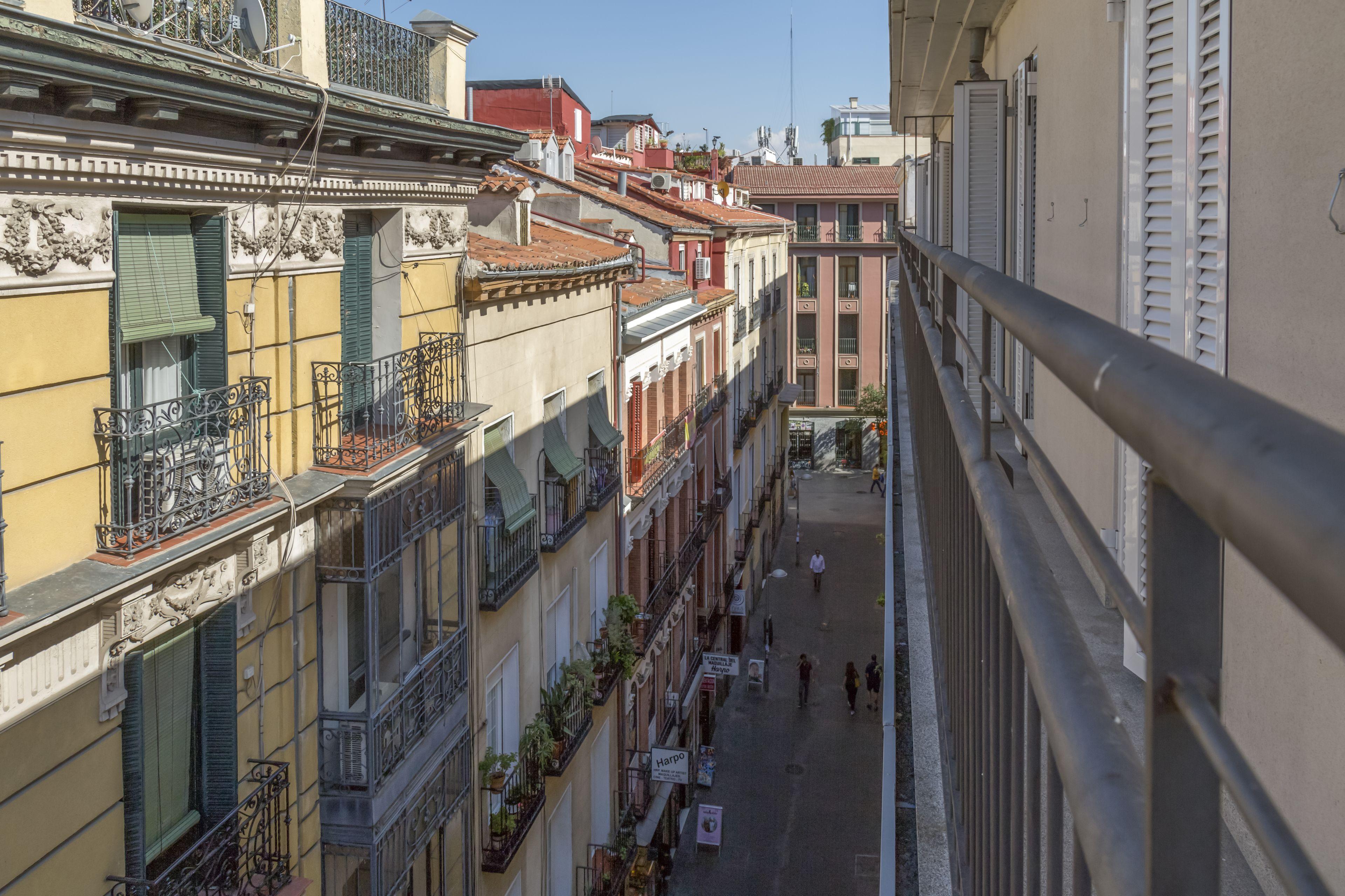 Tgh Gran Via Apartments