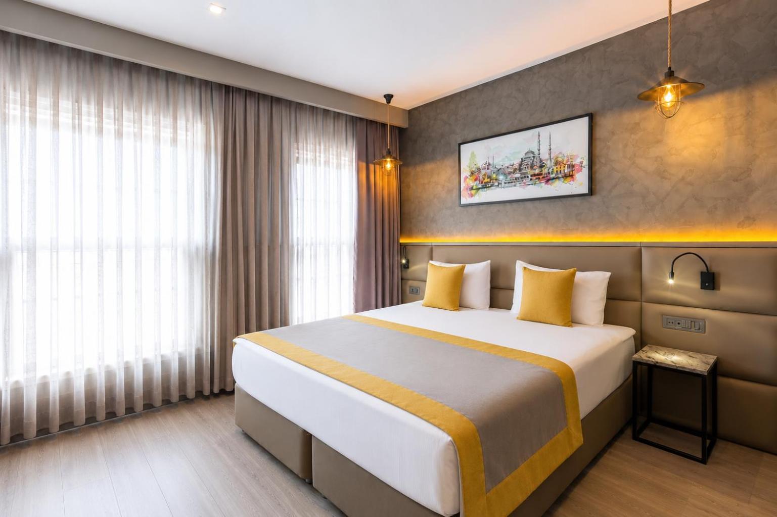 Seraglio Hotel & Suites