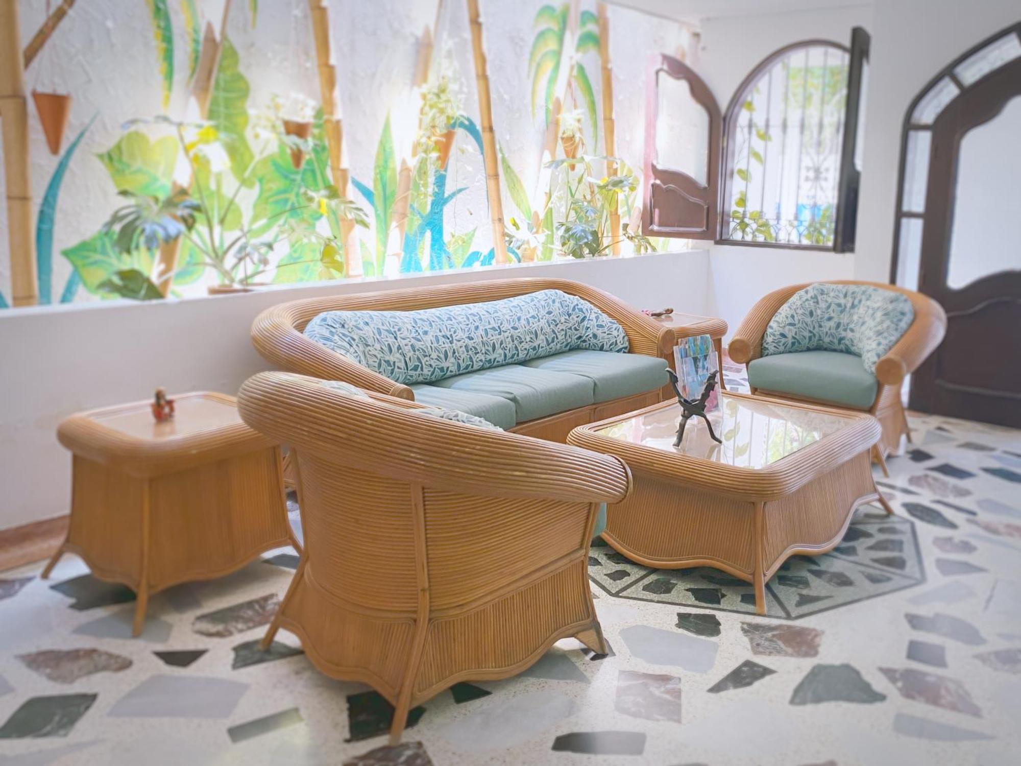 Tia Chela Hostel