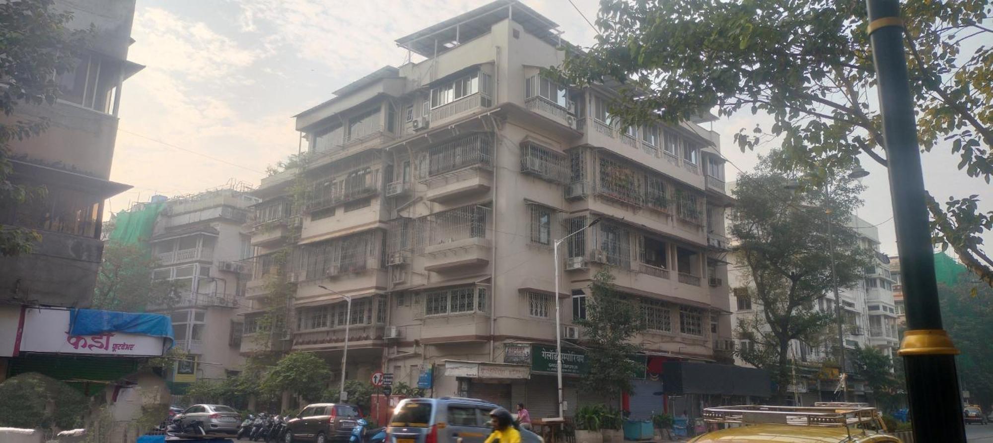 Bed And Breakfast At Colaba