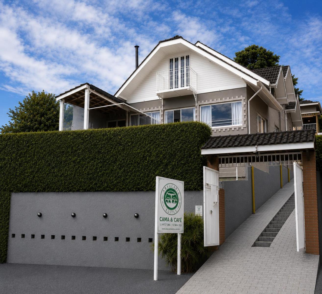 Pousada Araucaria Suites
